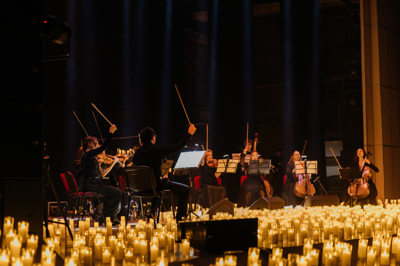 "P.S. Я люблю тебя" Neo Classic Orchestra, живой хор и 3000 свечей.