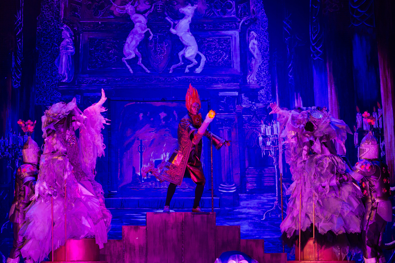 Московская премьера Новогодней сказки «Снежная Королева» от режиссёра Московского театра Н. Сац В. Меркулова