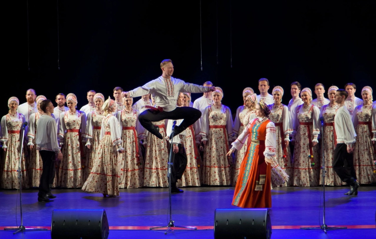 Рождественский концерт Уральского народного хора.