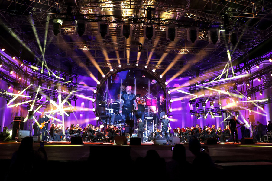 ЛЕГЕНДАРНЫЕ ХИТЫ QUEEN & SCORPIONS. AEROQUEEN С СИМФОНИЧЕСКИМ ОРКЕСТРОМ, Екатеринбург