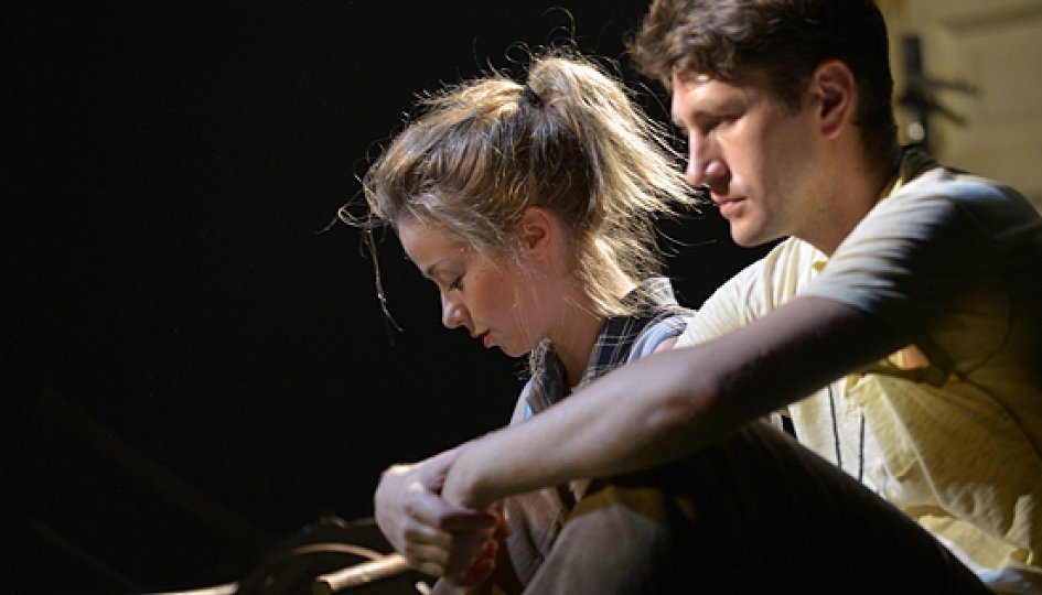 Фестиваль "Золотая Маска" в Екатеринбурге - спектакль "С любимыми не расставайтесь" МТЮЗ