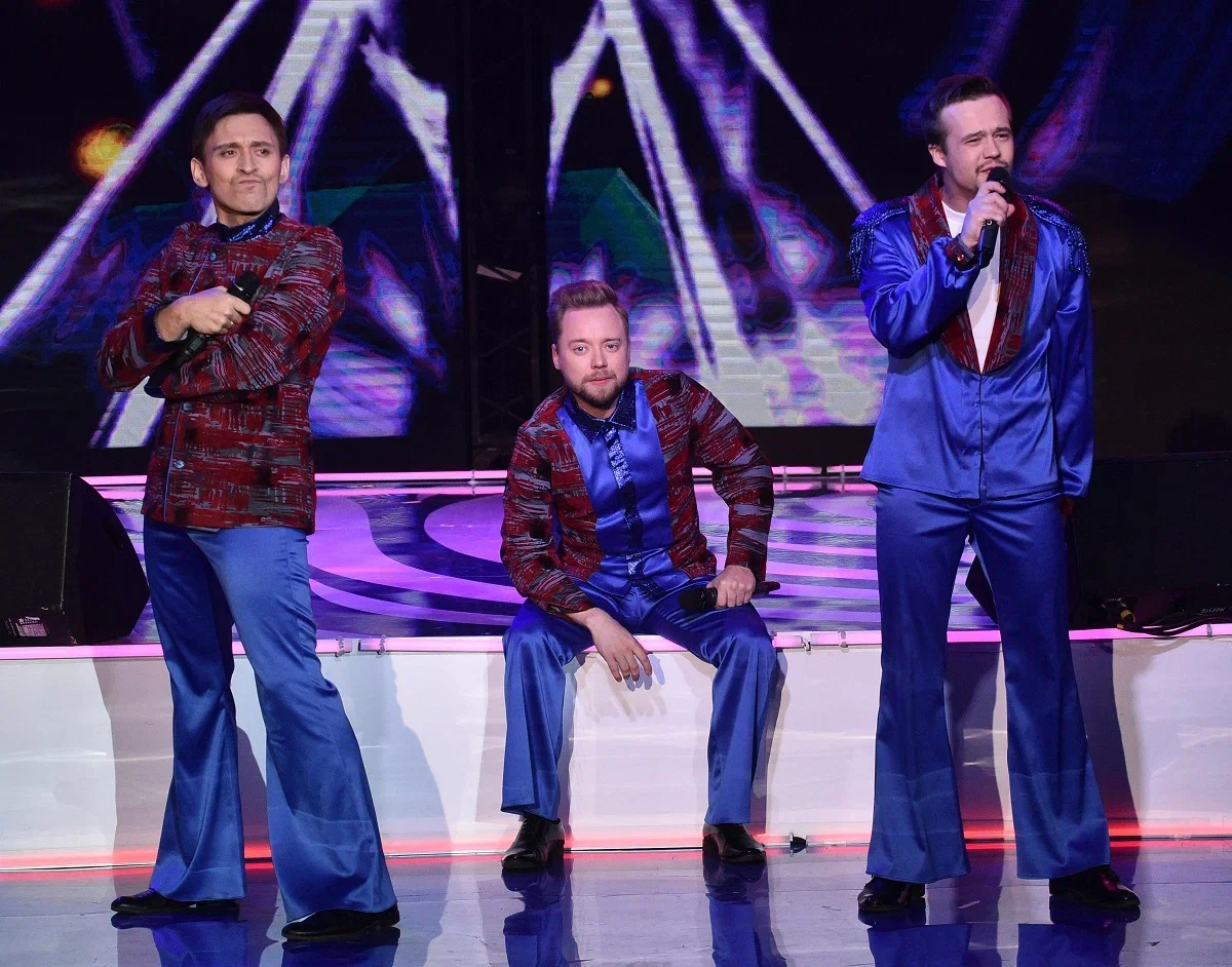 "Назад в 90-е". 6+