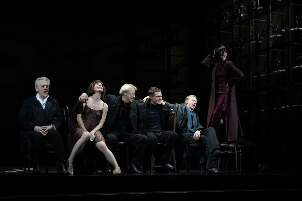 МДТ-Театр Европы «Братья Карамазовы»