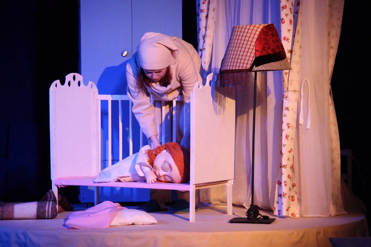 Как Маша поссорилась с подушкой