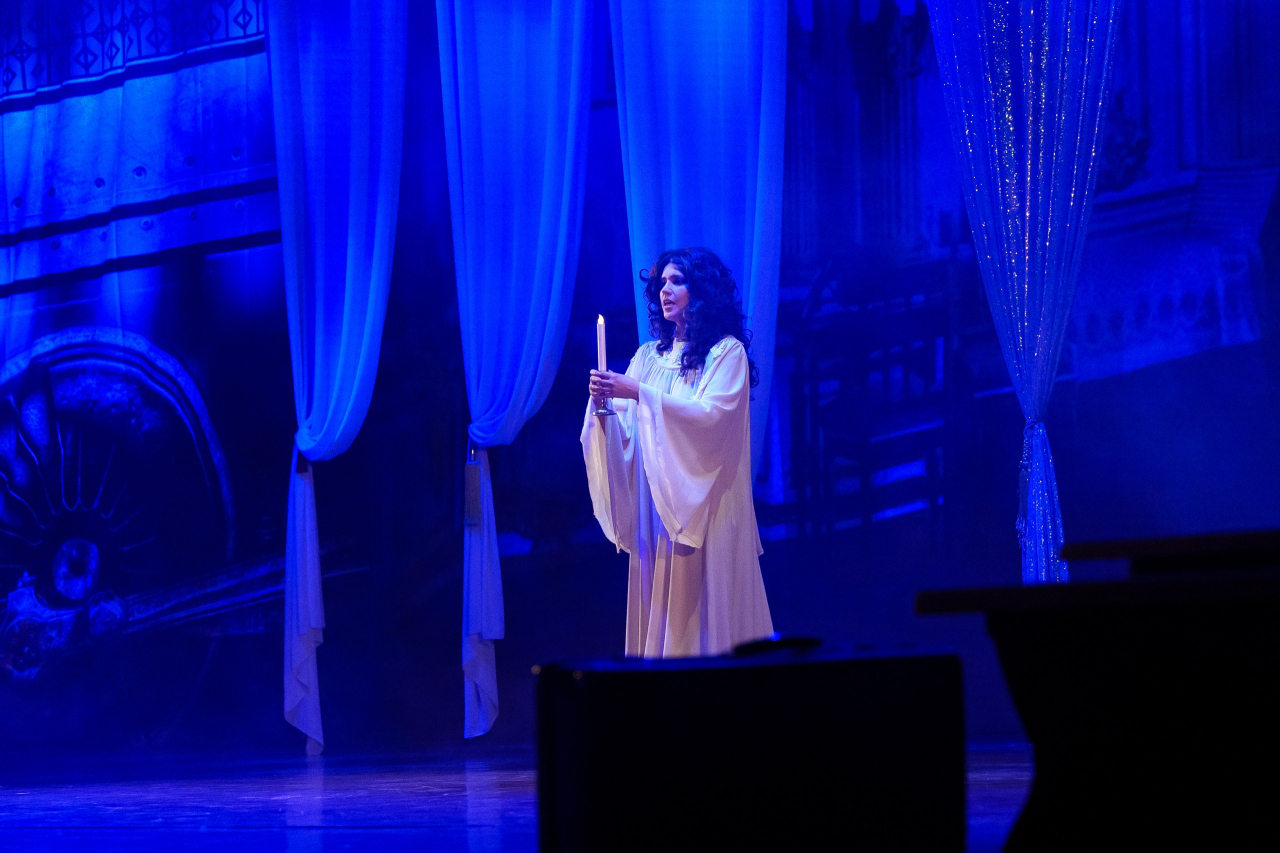 Спектакль «Анна Каренина»