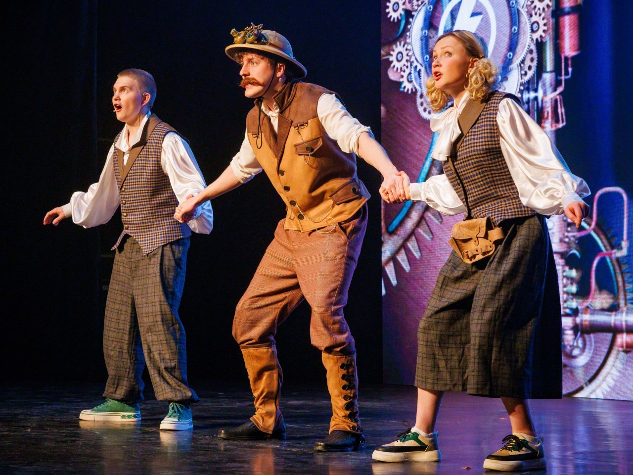 Шоу-спектакль с динозаврами "Звёзды Юрского периода"