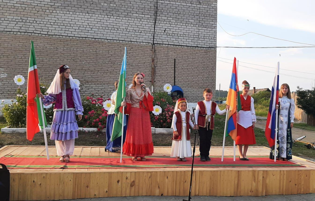 Тематическая программа «Родной страны многоголосье»