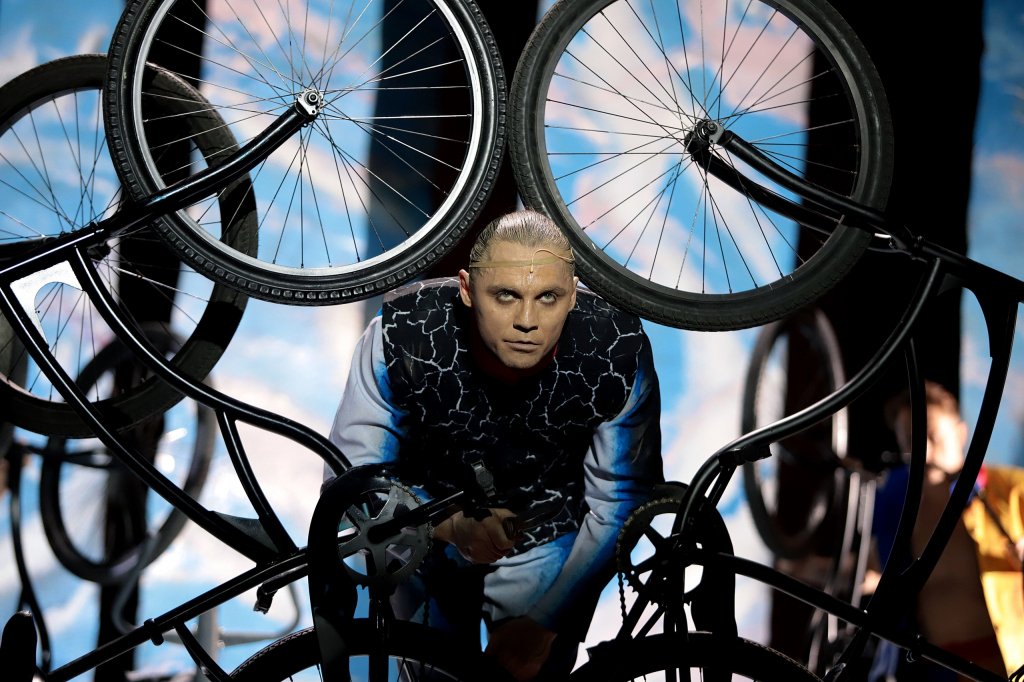 Гастроли Театра Романа Виктюка "Мелкий бес"