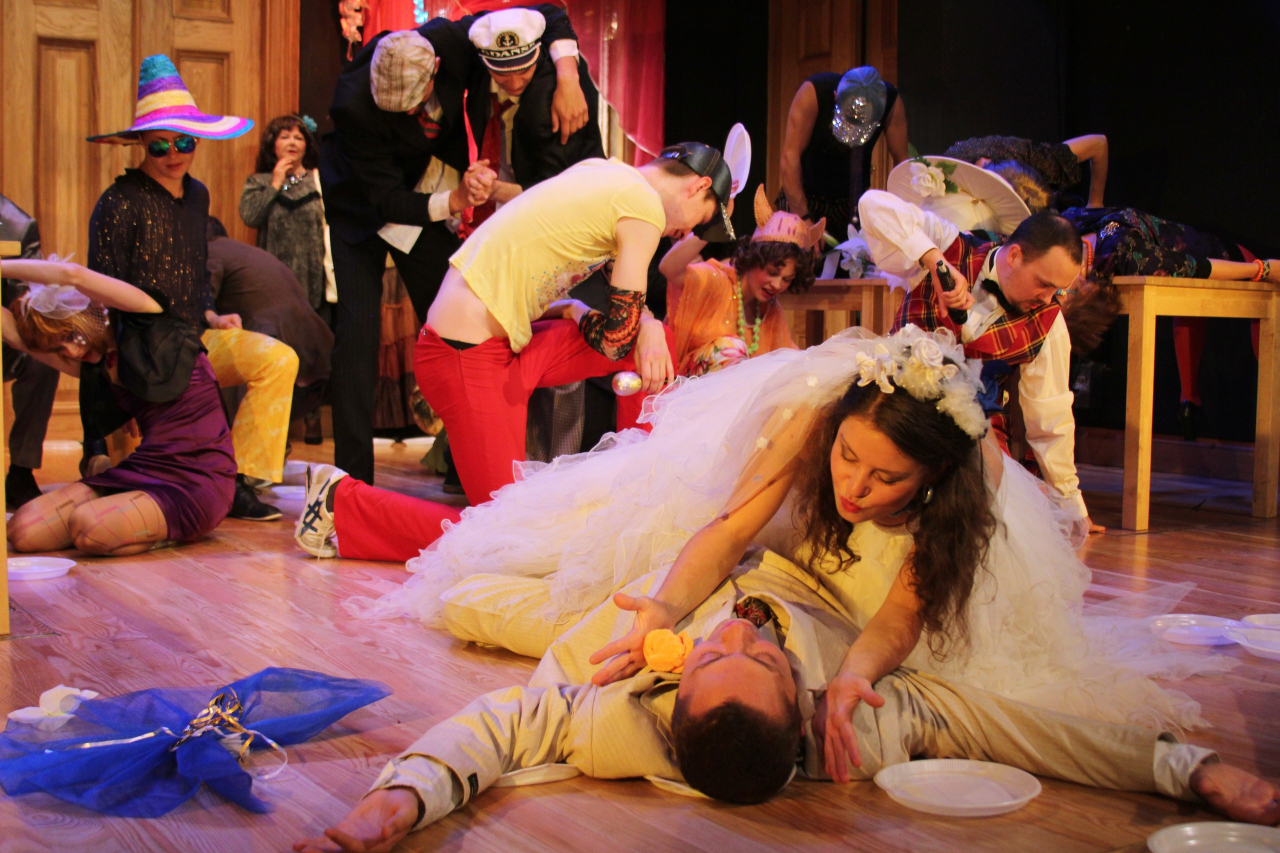 Скрипка, бубен и утюг