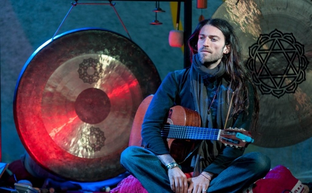 Эстас Тонне (ESTAS TONNE)
