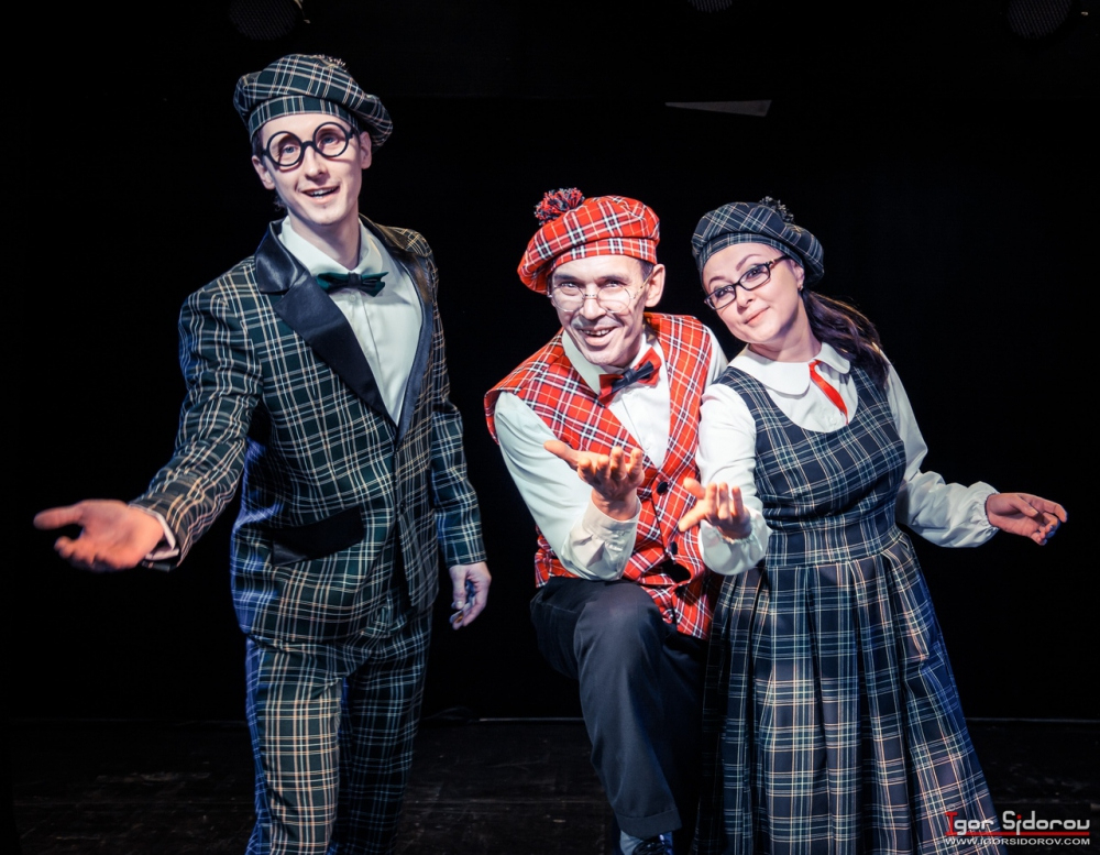 "Теремок". Максим Холл. 0+