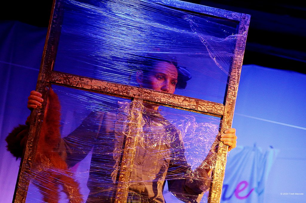 Любовь ещё быть может...