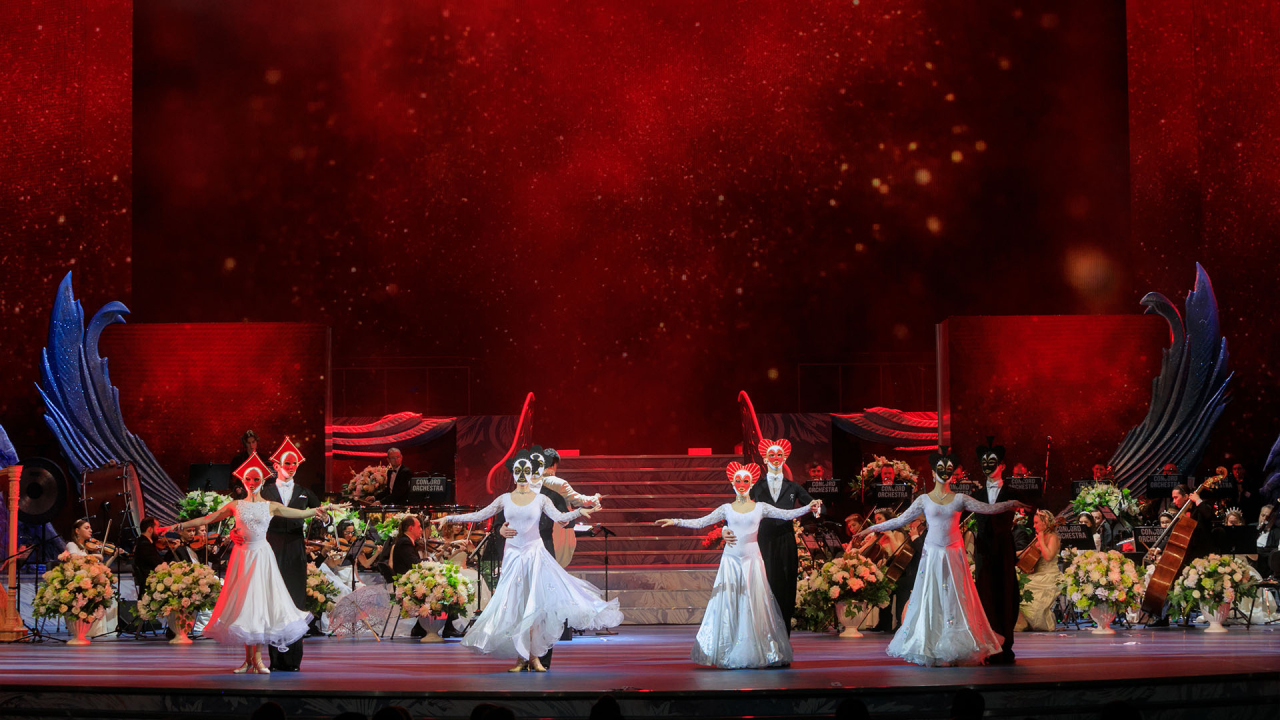 Белоснежный бал Штрауса