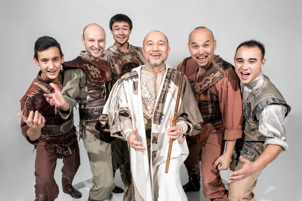 Концерт Роберта Юлдашева и этно группы «Курайсы»