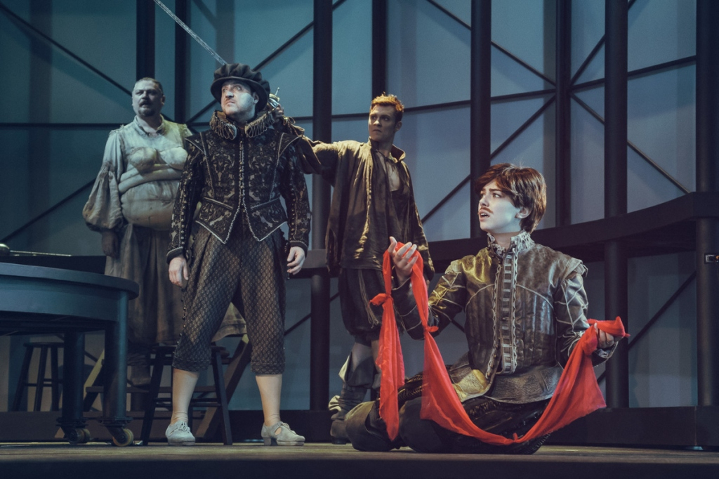 Фестиваль "Золотая Маска" в Екатеринбурге - спектакль "Влюбленный Шекспир" Театр им.А.С Пушкина