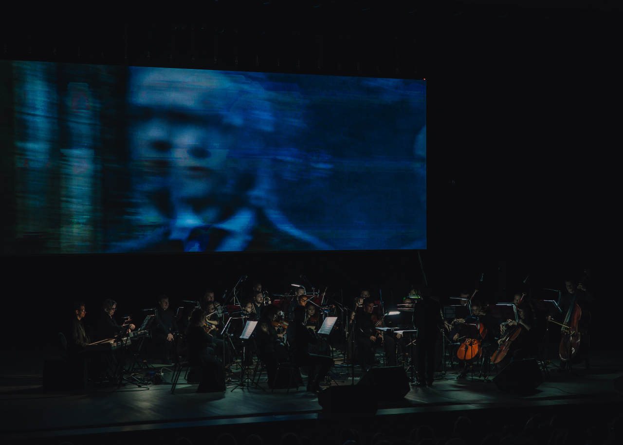 Киносеанс "Гарри Поттер и философский камень" в сопровождении симфонического оркестра.