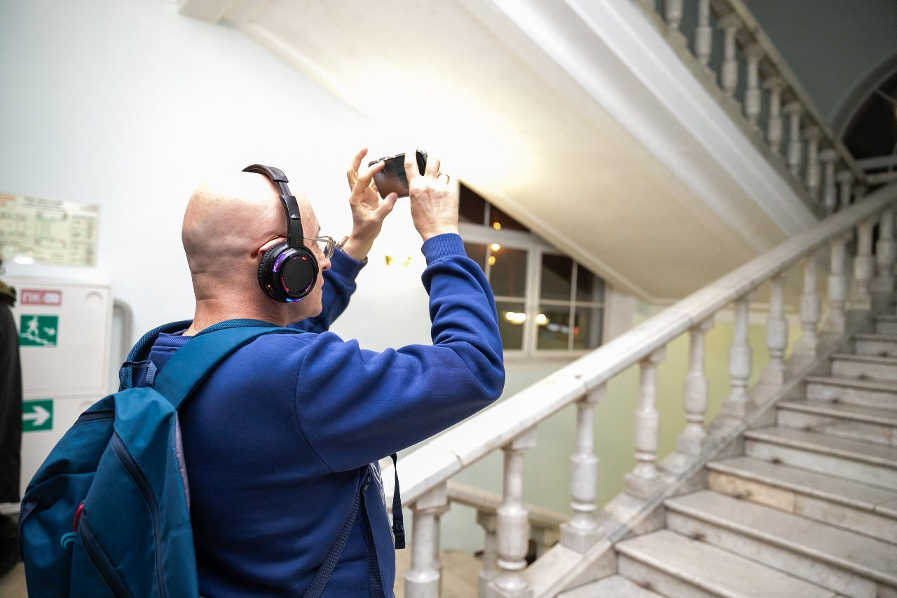 Экскурсия в наушниках «Голос ДК» в Культурном центре «Верх-Исетский»!