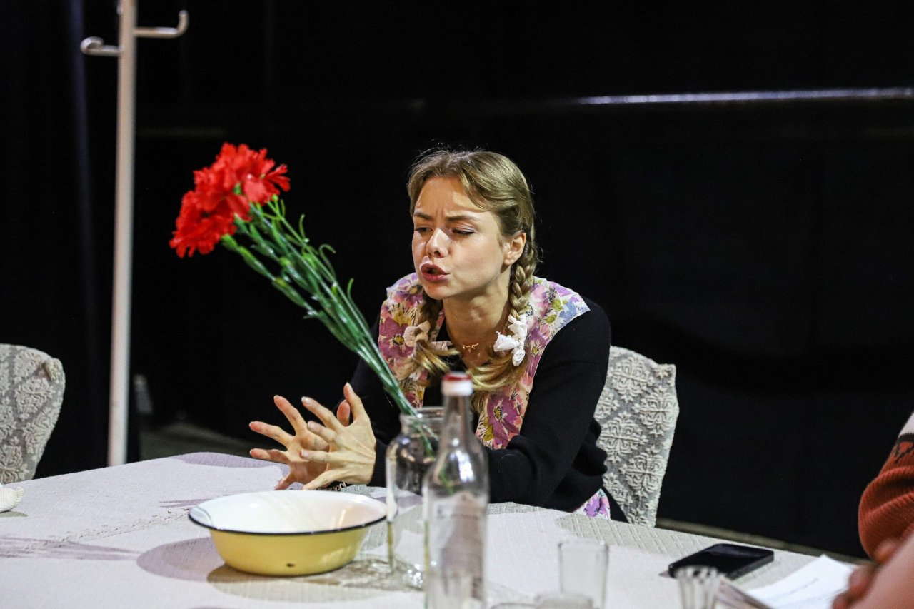 Вот и свела судьба нас