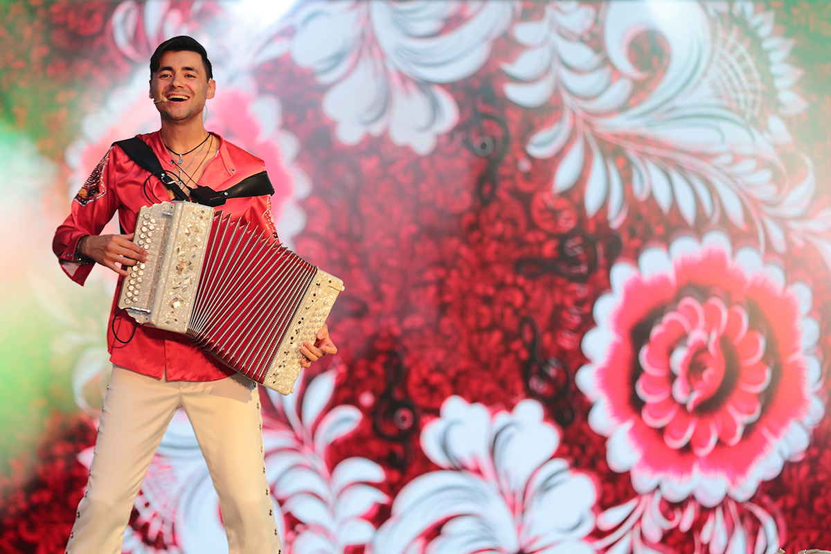 Дмитрий Иващенко