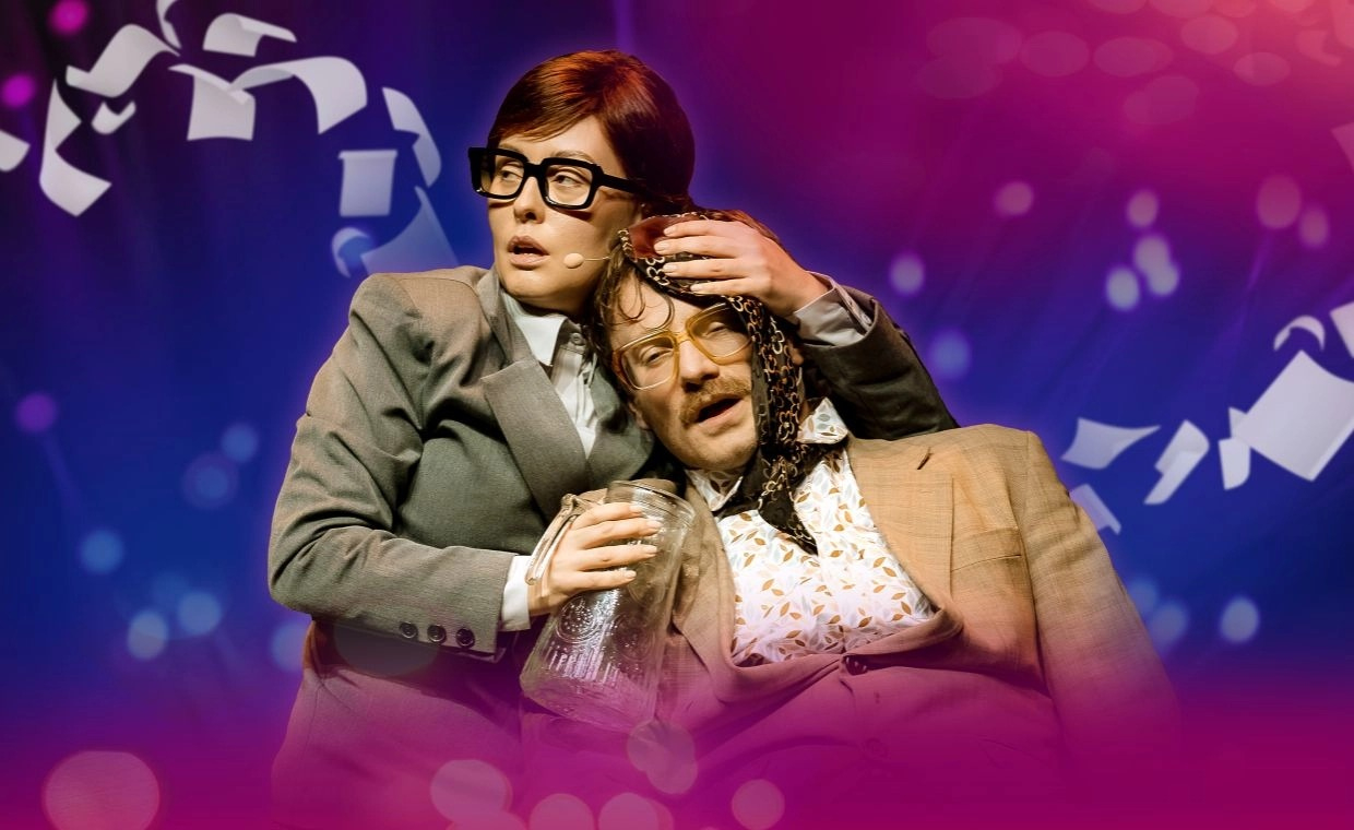 Служебный роман