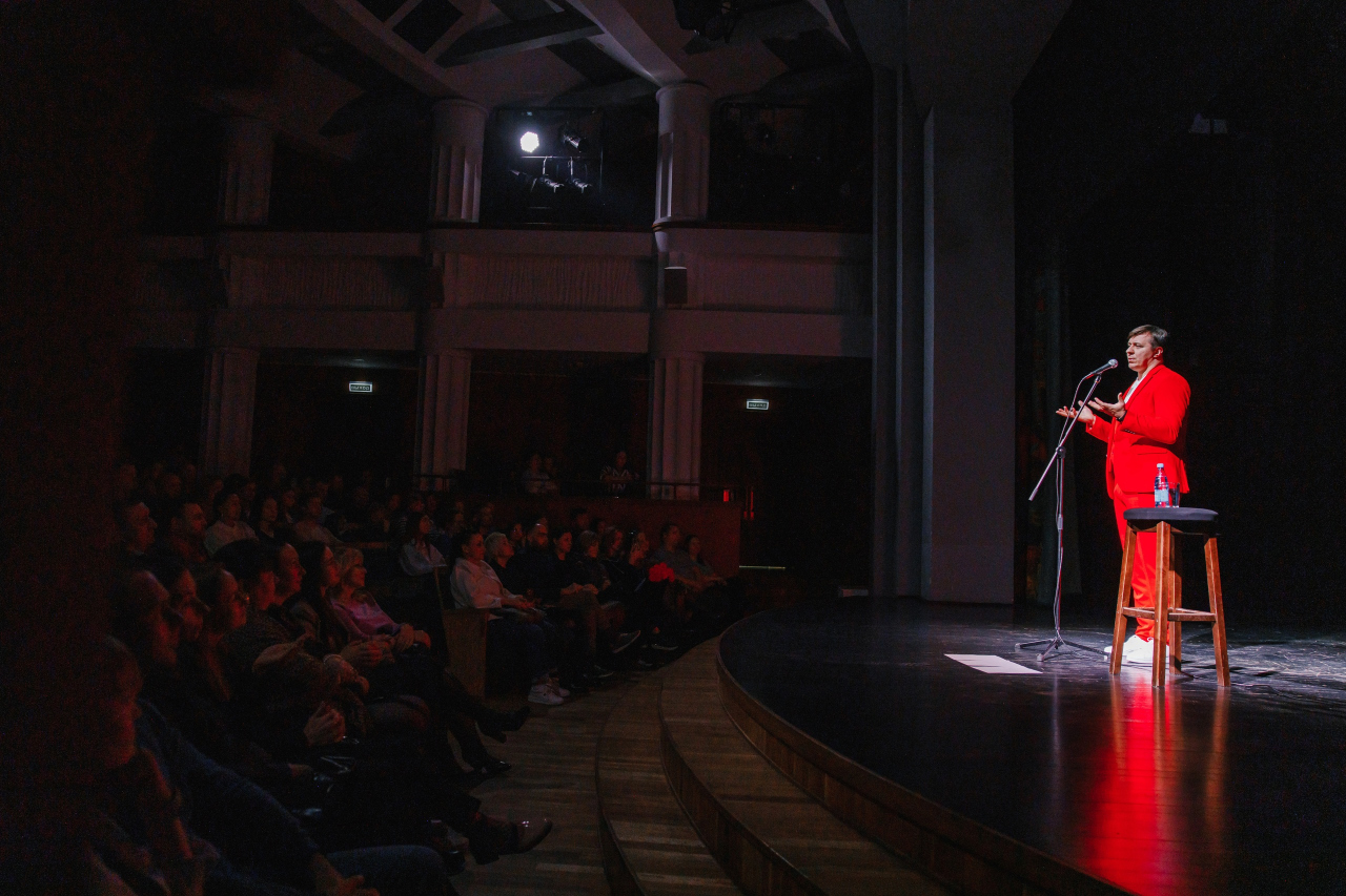 Дмитрий Кравченко - поэтический концерт