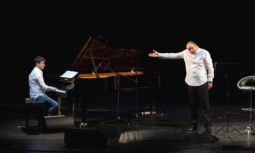 Музыкальный спектакль «Соло на двоих»