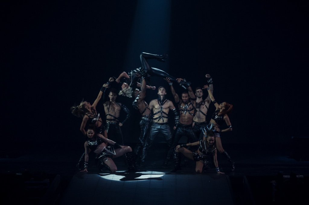 Анита Цой. Премьера шоу "10/20"