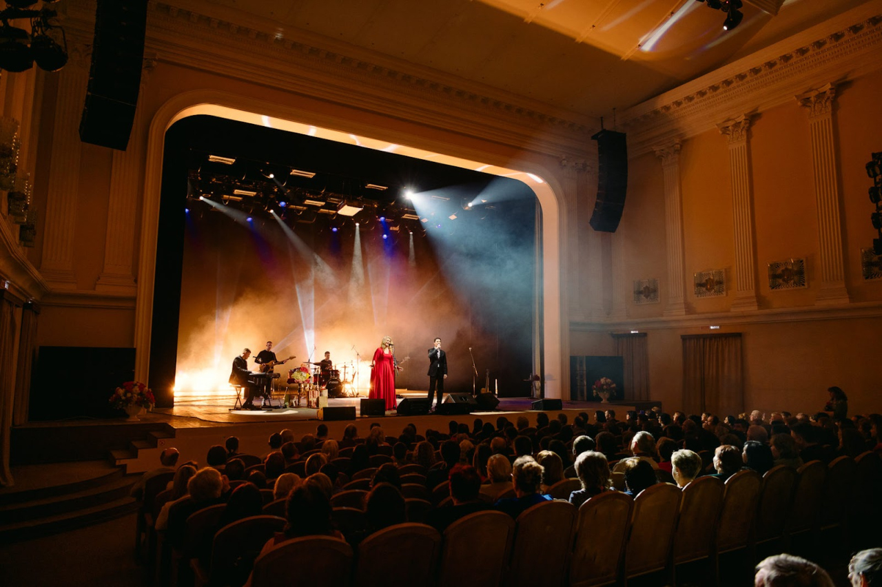 Антон и Виктория Макарские "Живой Концерт"