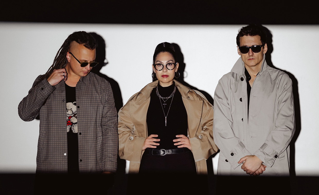 Cozy Ghost Trio и оркестр "Модерн"