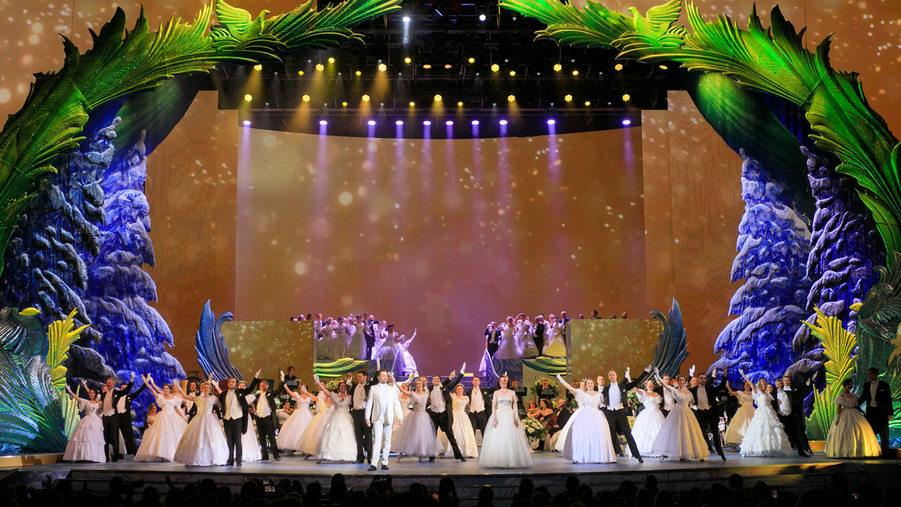 Белоснежный бал Штрауса