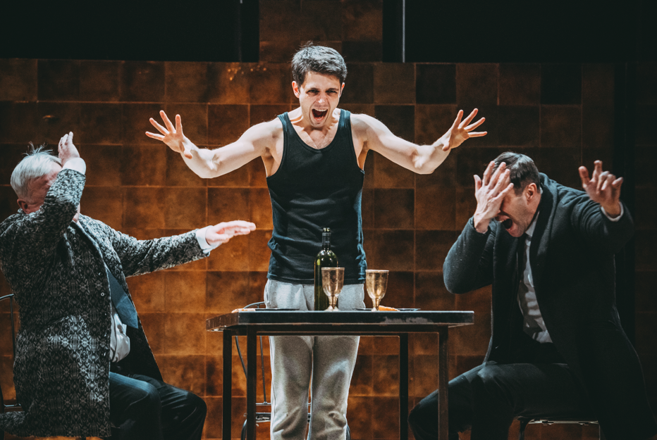 Доходное место