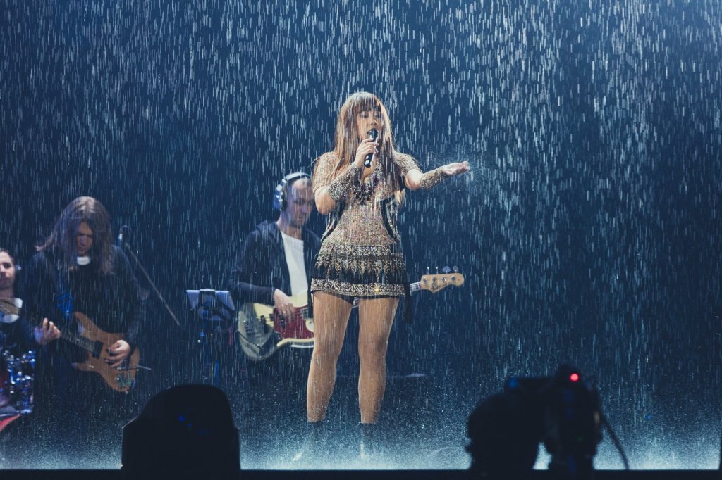 Анита Цой. Премьера шоу "10/20"