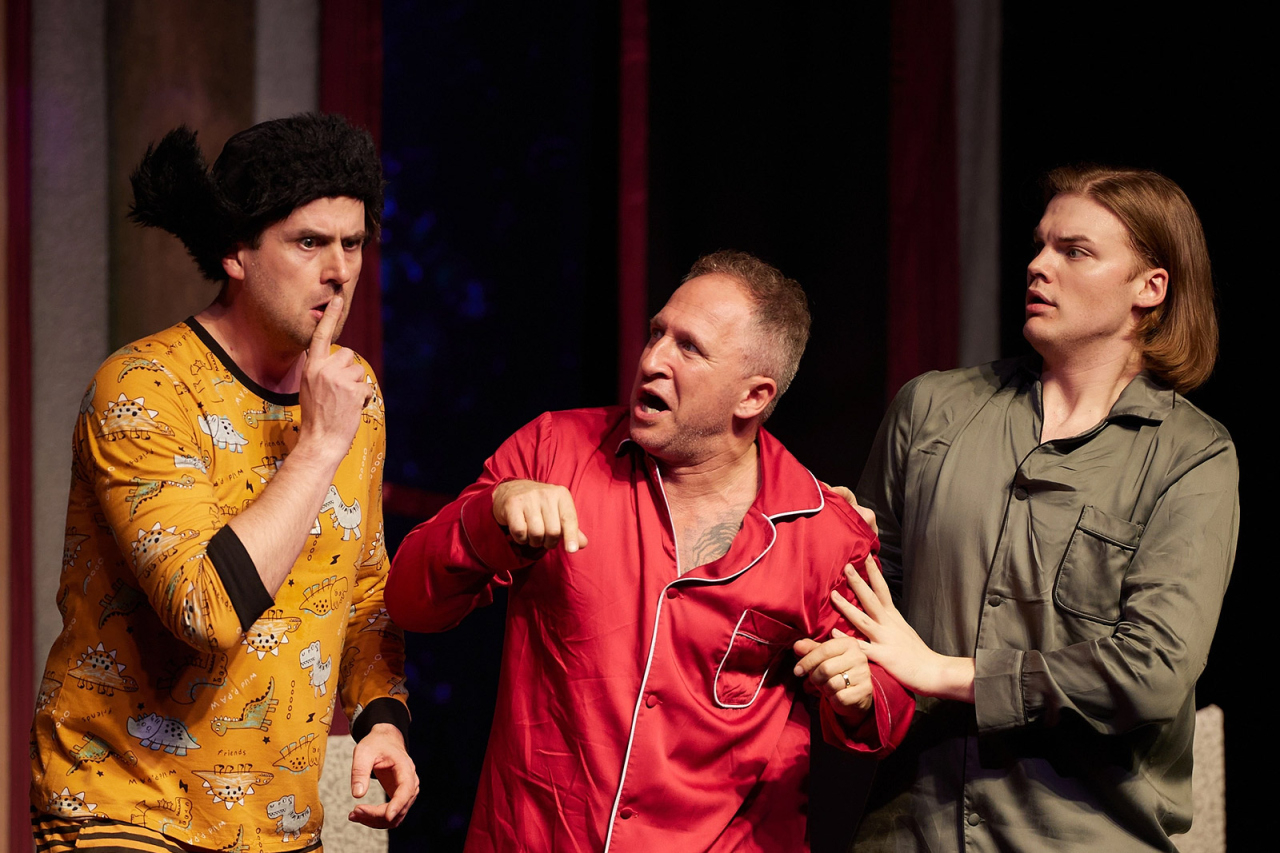 Танго на шестерых