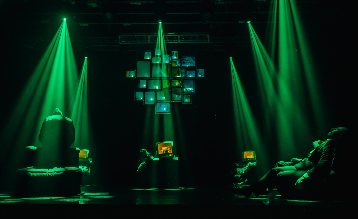 Провинциальные танцы: «Кто мы, откуда, куда мы идём?» адаптированная версия