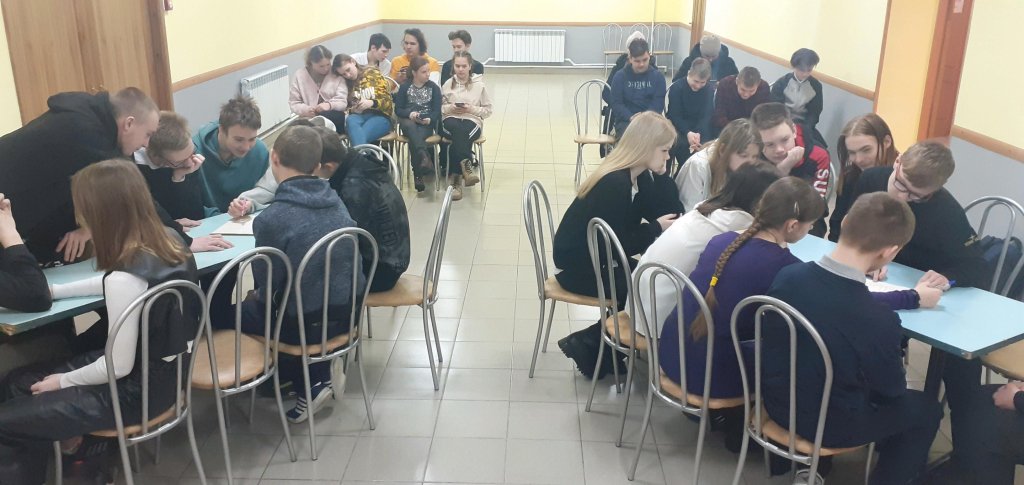 Музыкальный квиз «Знатоки музыки»