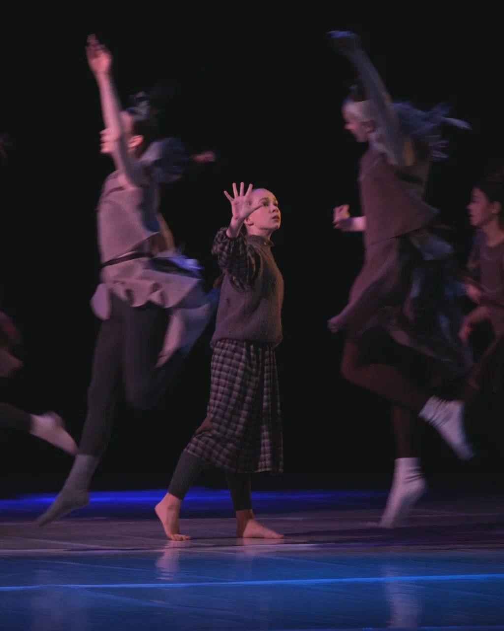 Спектакль "Девочка со спичками" Театр танца "Окна" (г.Озерск) в рамках конкурса "Щелкунчик приглашает" (сцена "Щелкунчик