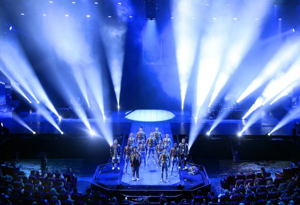 Анита Цой. Премьера шоу "10/20"