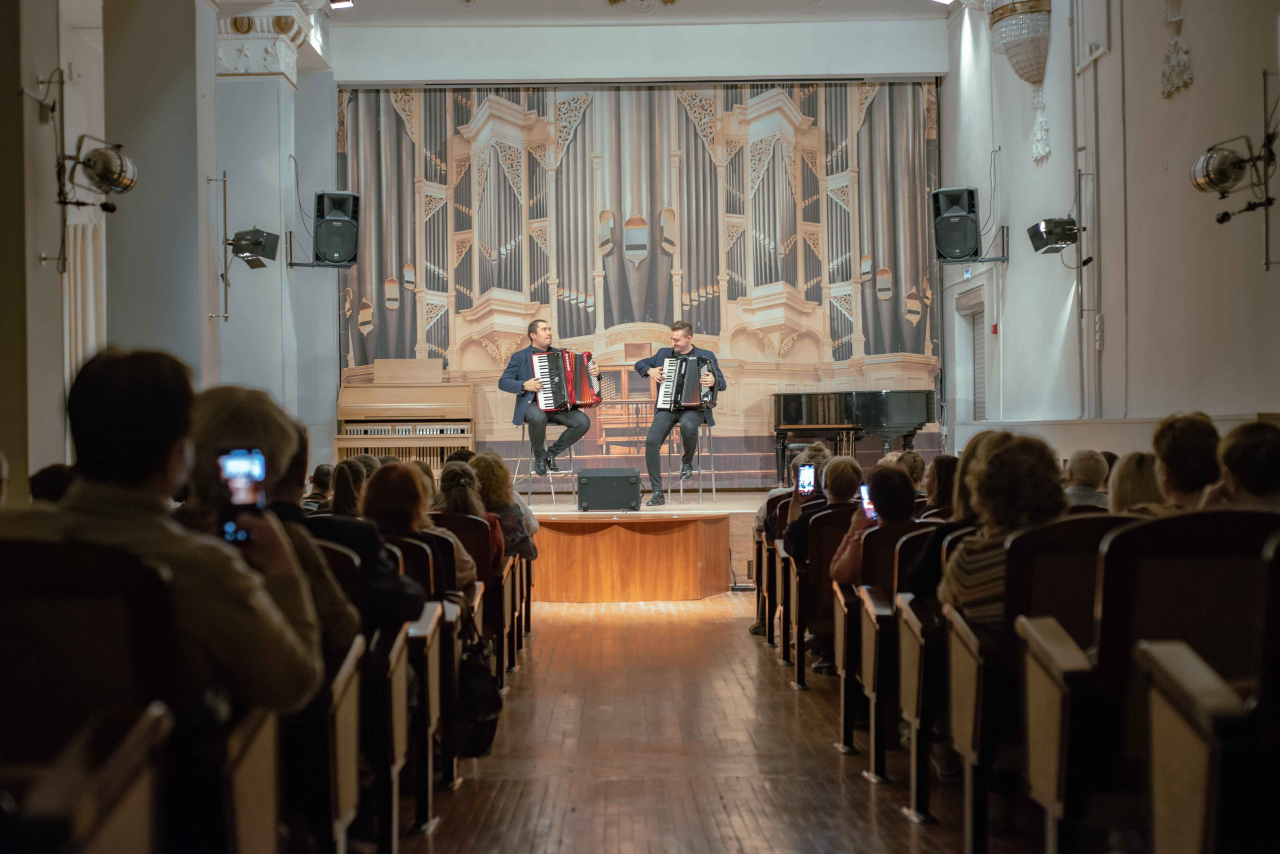 Аккордеон DANCE