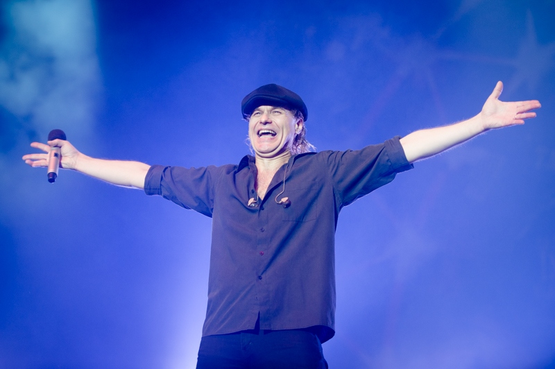 AC/DC - 45. Юбилейное шоу. Bon Fire (США), Easy Dizzy (Москва)