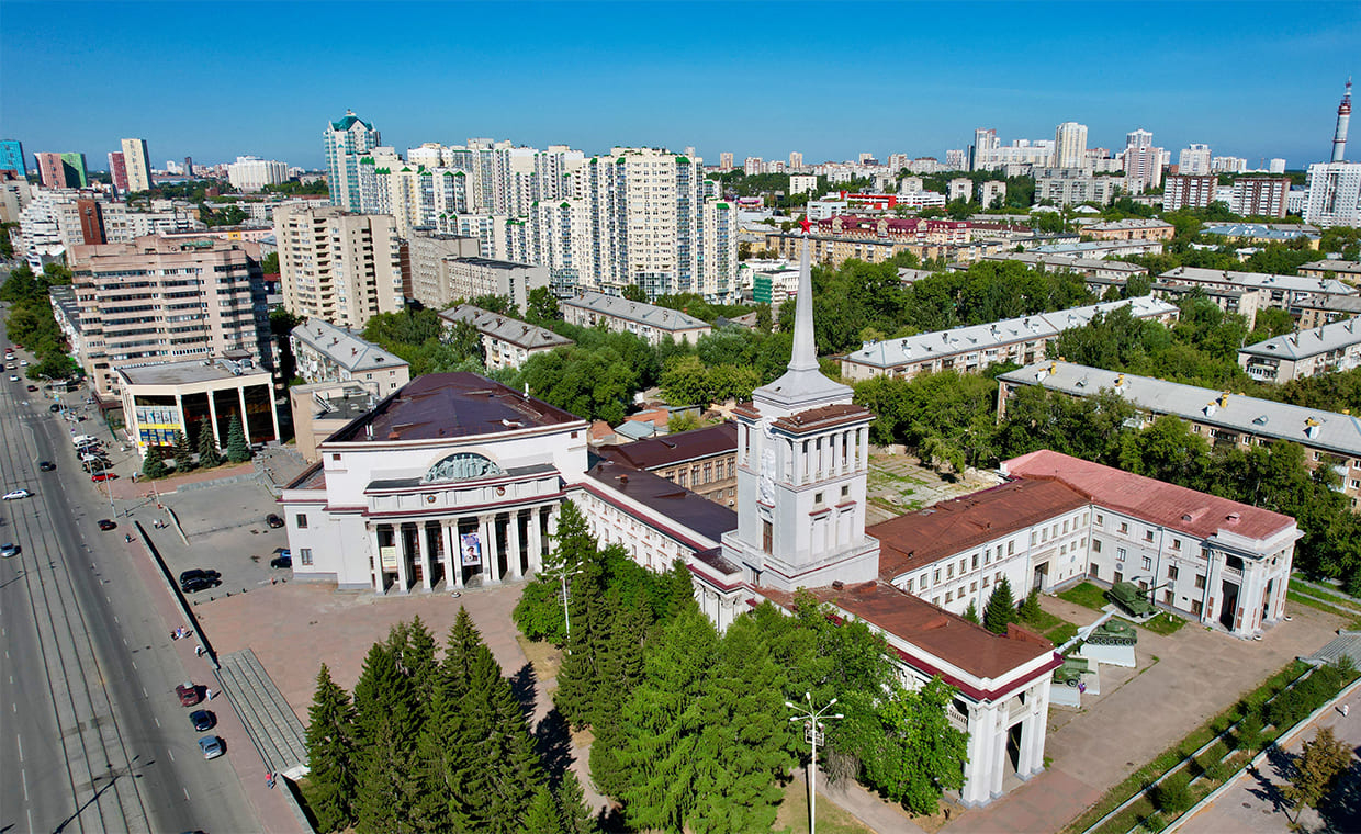 Арт-экскурсия Надежды Маценко "Дом офицеров. Переход времени"