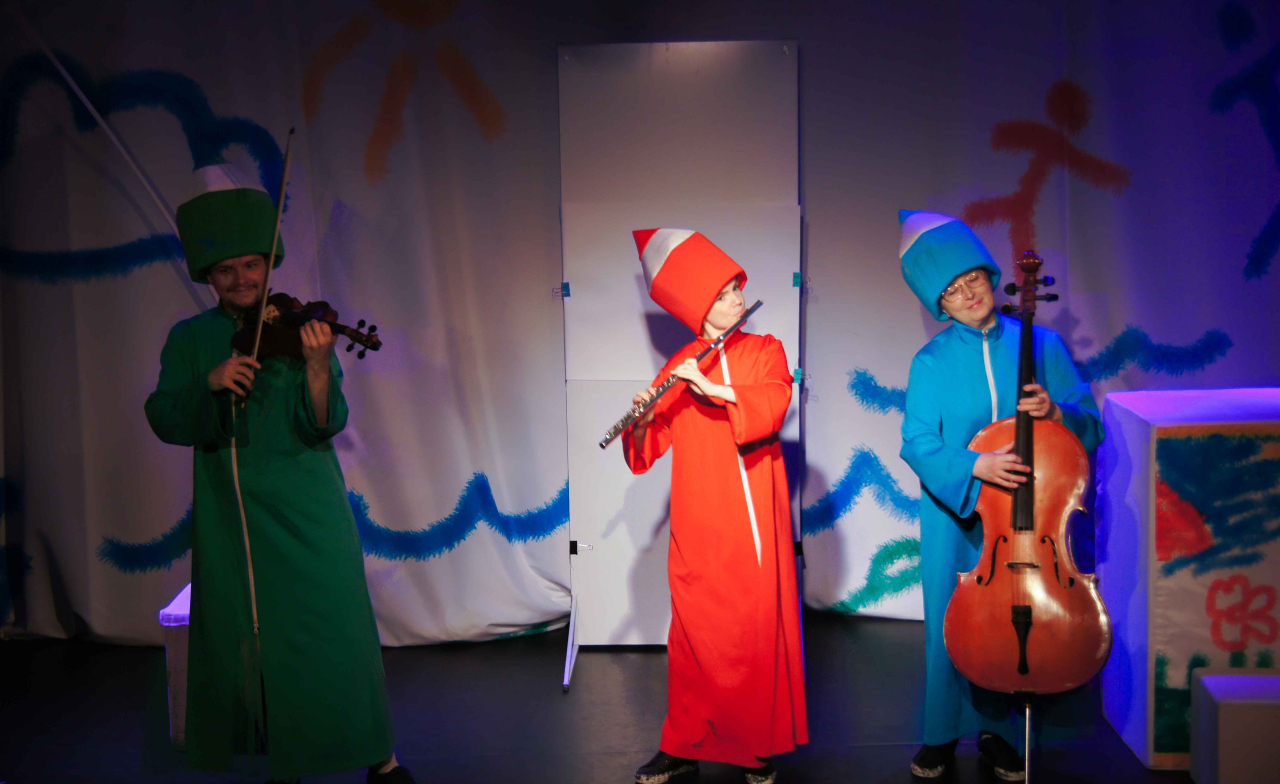 Бумажные человечки