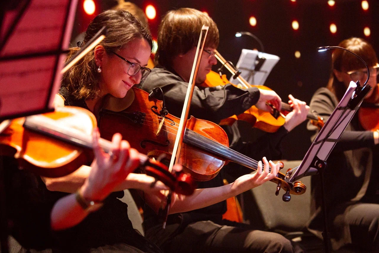 Хиты Sting с оркестром «Desert Rose Symphony»