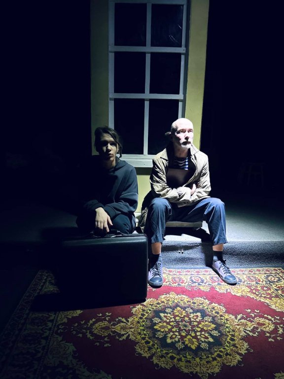 Брачная ночь втроём. Премьера!