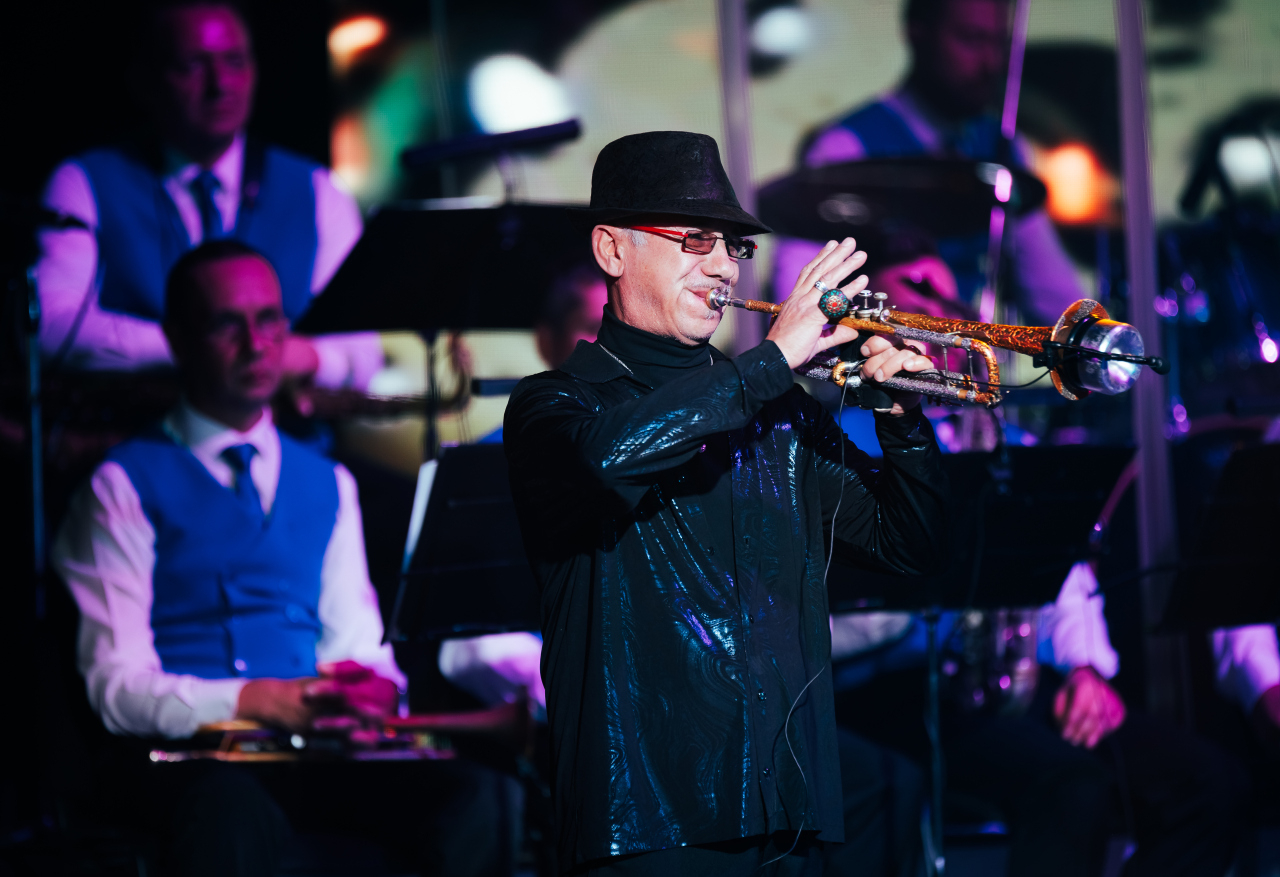 "История джаза". Максим Холл. 12+