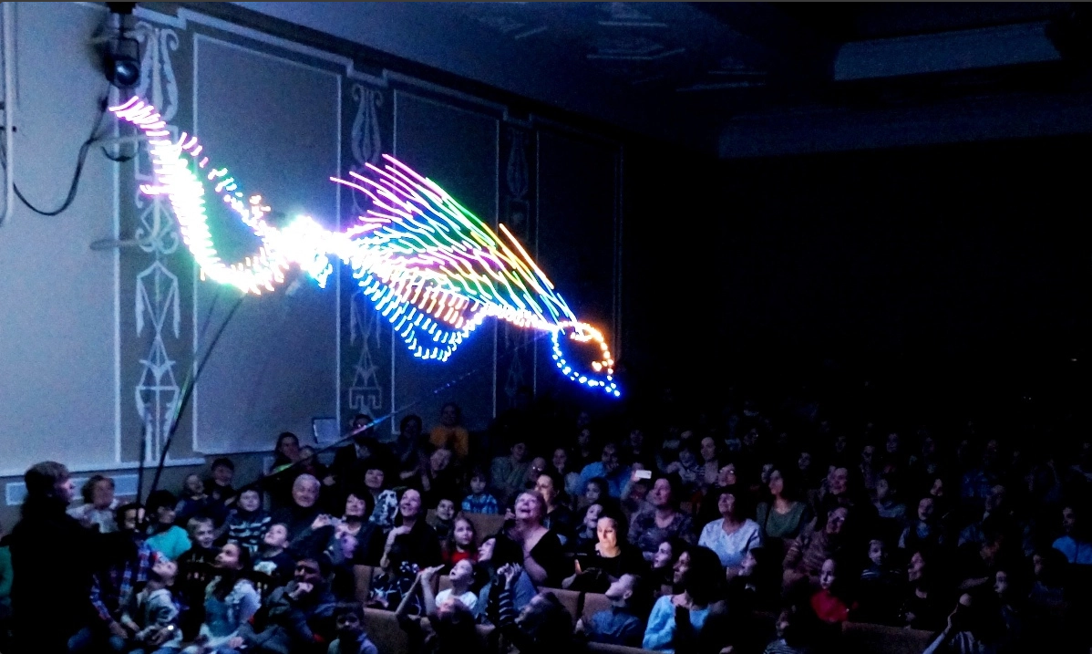 Представление световых кукол