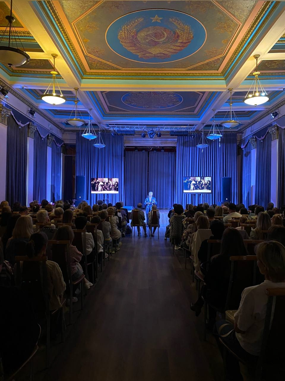 Арт-лекция Надежды Маценко «ШАГАЛ ШАГАЛ» из цикла «Живые художники»