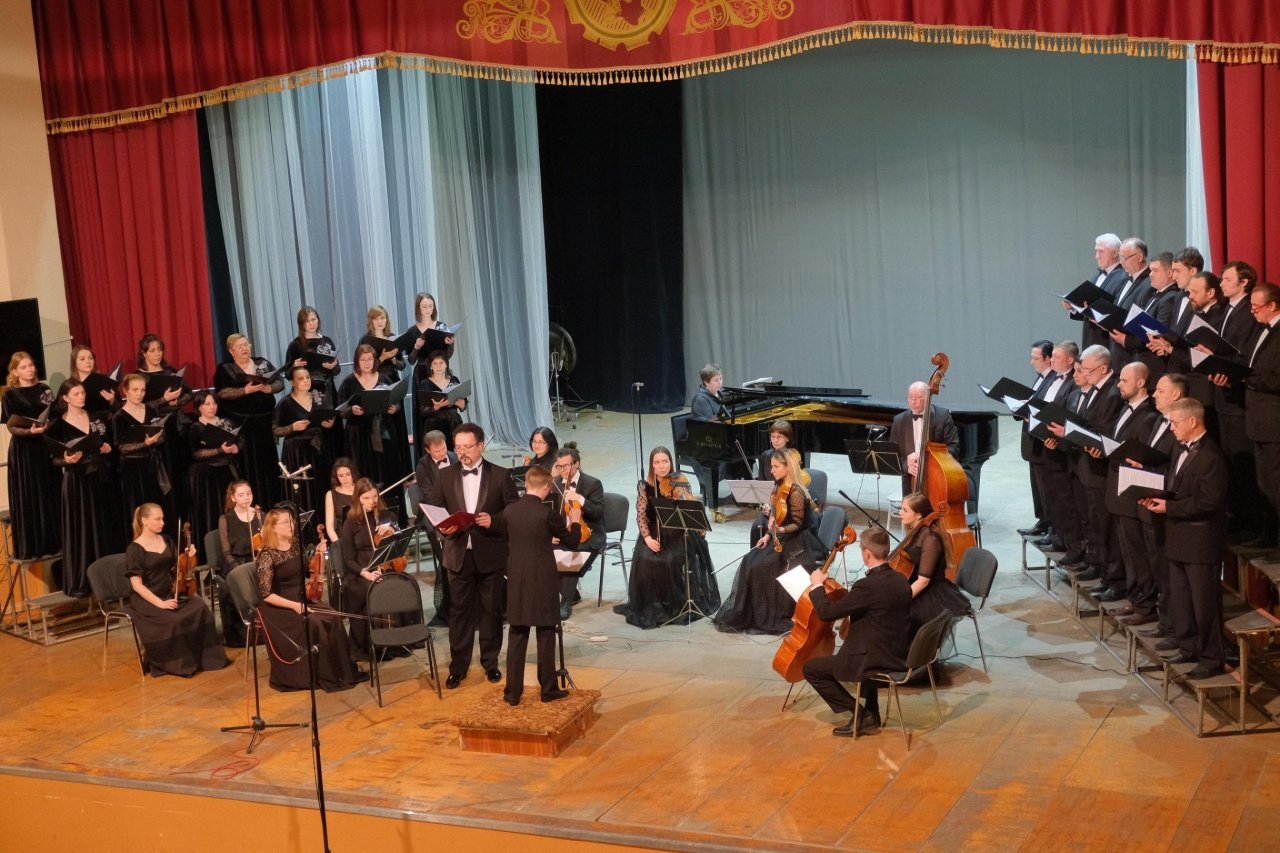 А ну-ка, песню нам пропой...