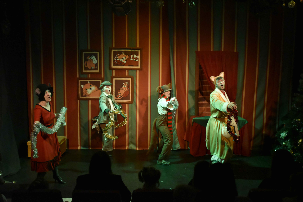 Кот в молоке