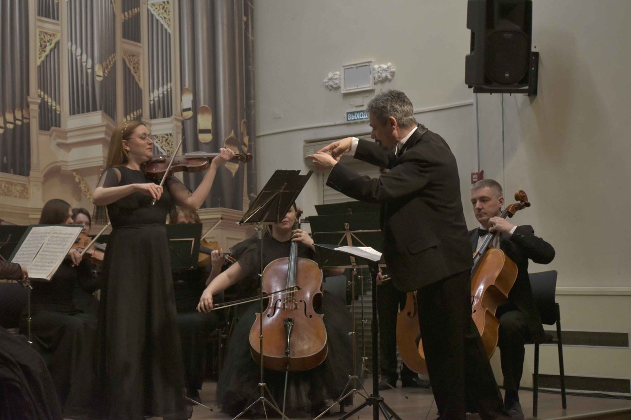 Классики и Современники