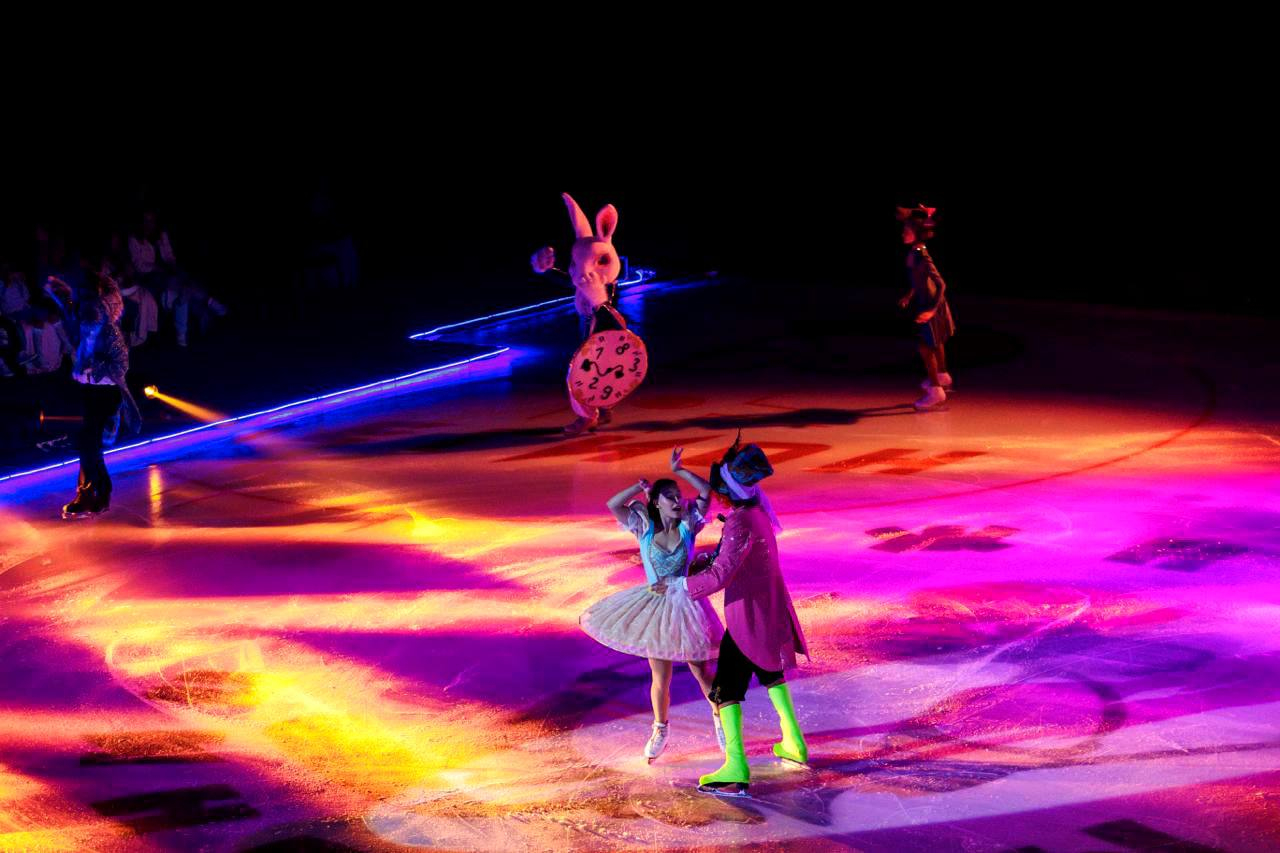 Алиса в стране чудес